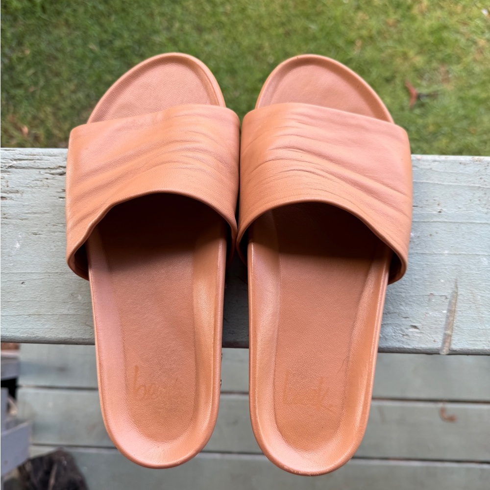 Beek Leather Pelican Platform Sandals